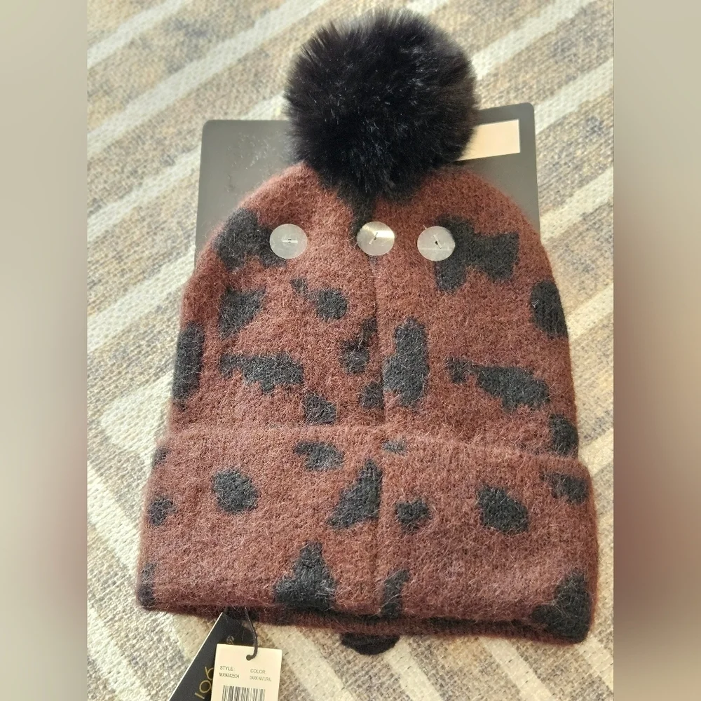 NWT House of Harlow 1960 Black and Brown Animal Print Hat & Black Glove Set